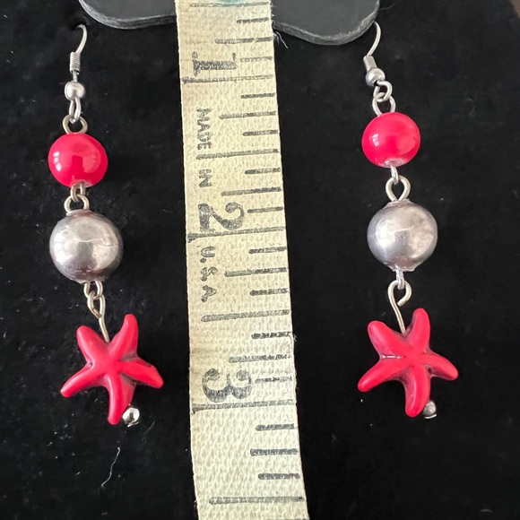 Starfish earrings with Silver and red beads - Picture 3 of 8